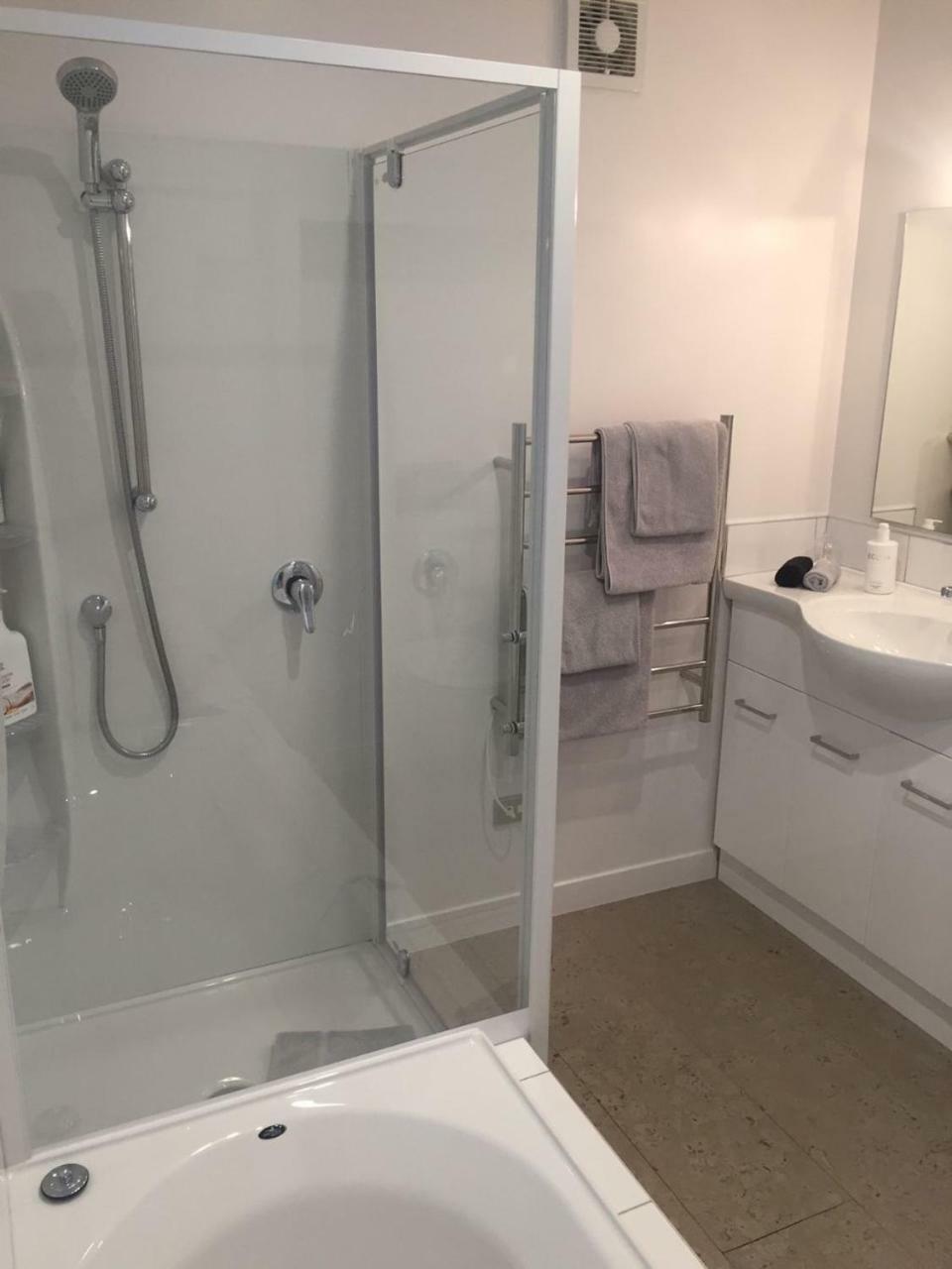 Kereru Cottage Russell - James Cook Apartment 외부 사진